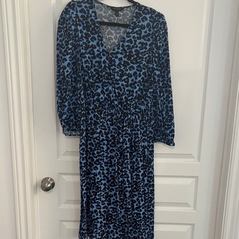 Banana Republic Long Sleeve Blue Animal Print Dress